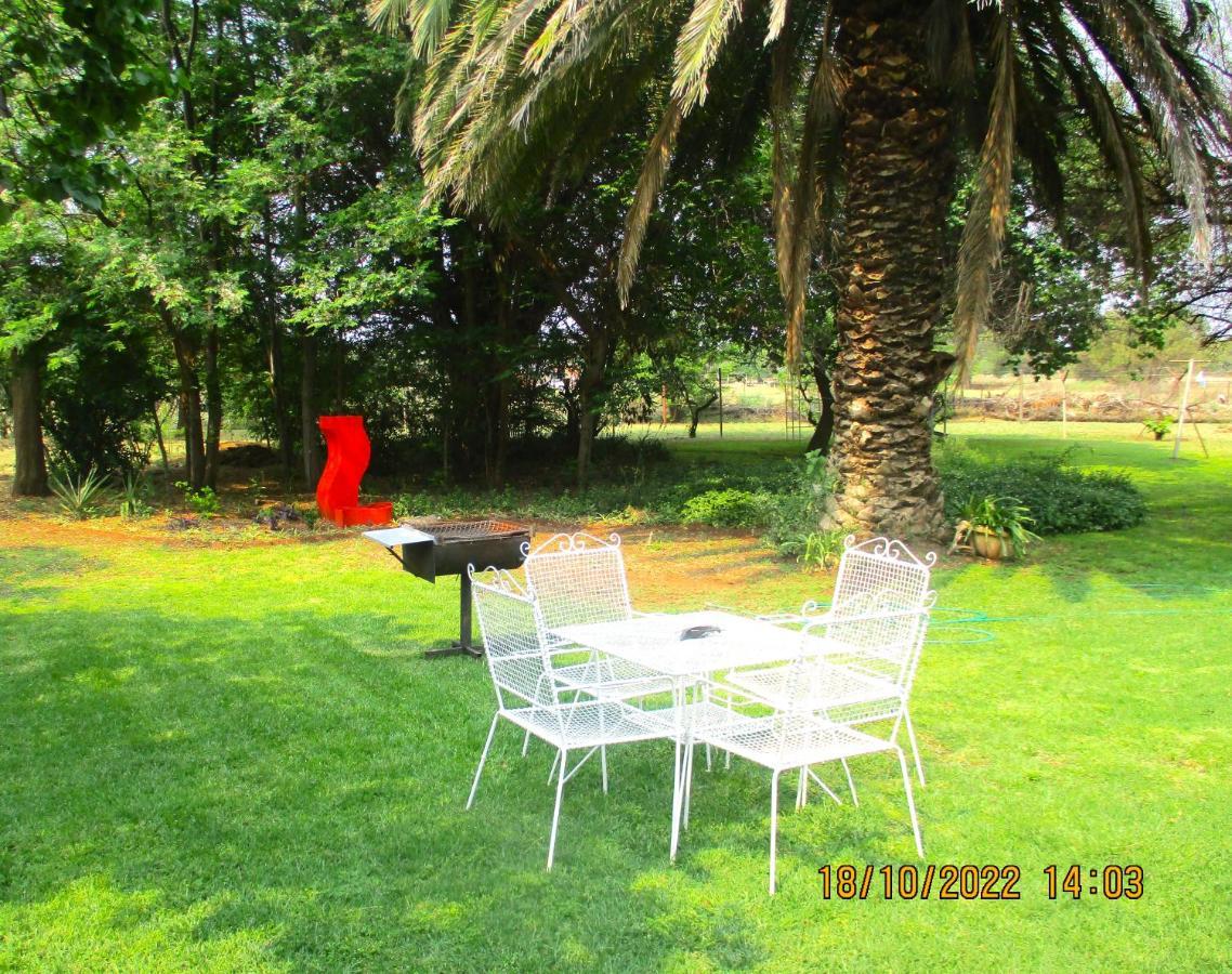 Lekker Rus Apartment Bloemfontein Exterior foto